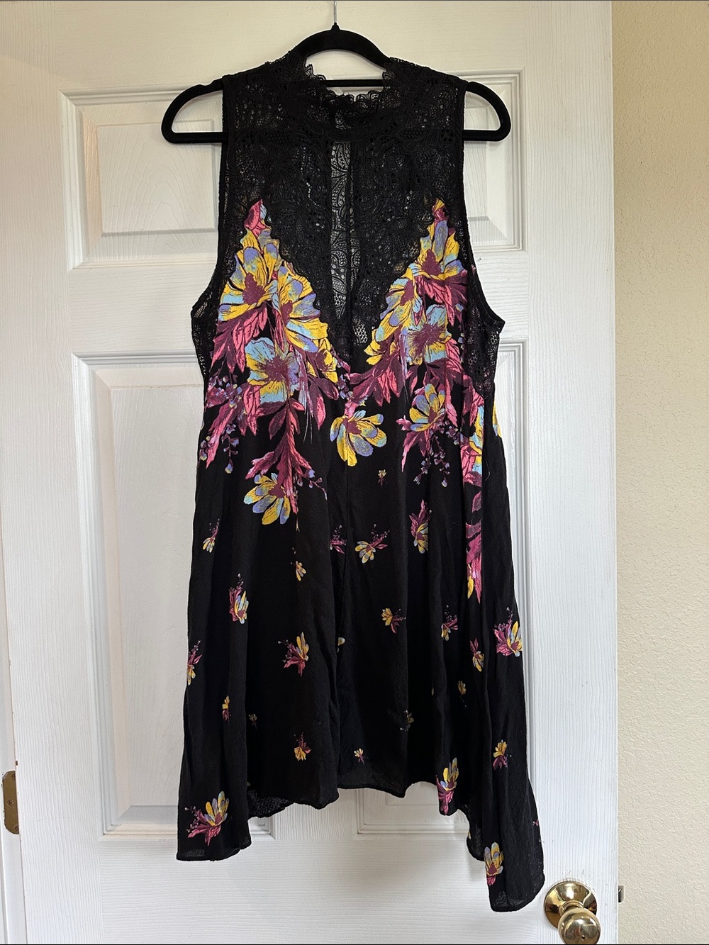 Free People black Floral Lace-Trim Sleeveless Dress